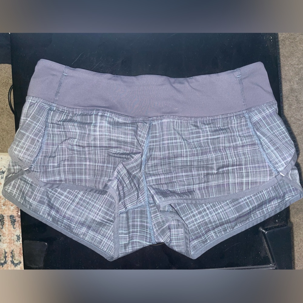 LULULEMON SPEED UPS 2.5 INCH